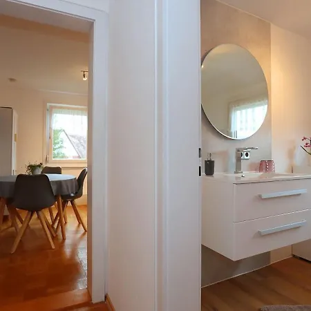 公寓 In Rietheim *