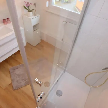 In Rietheim 公寓 *